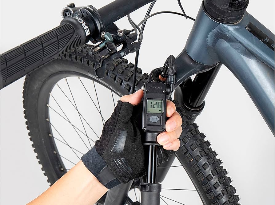 Bomba para llantas, suspensiones y shock Topeak manómetro digital