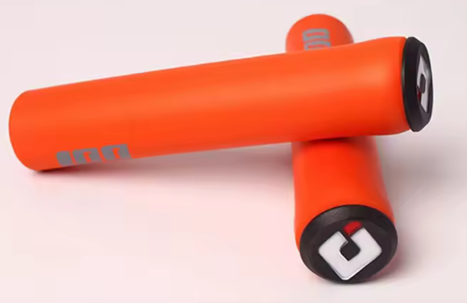 Puños de silicona ultraligeros Odi naranja