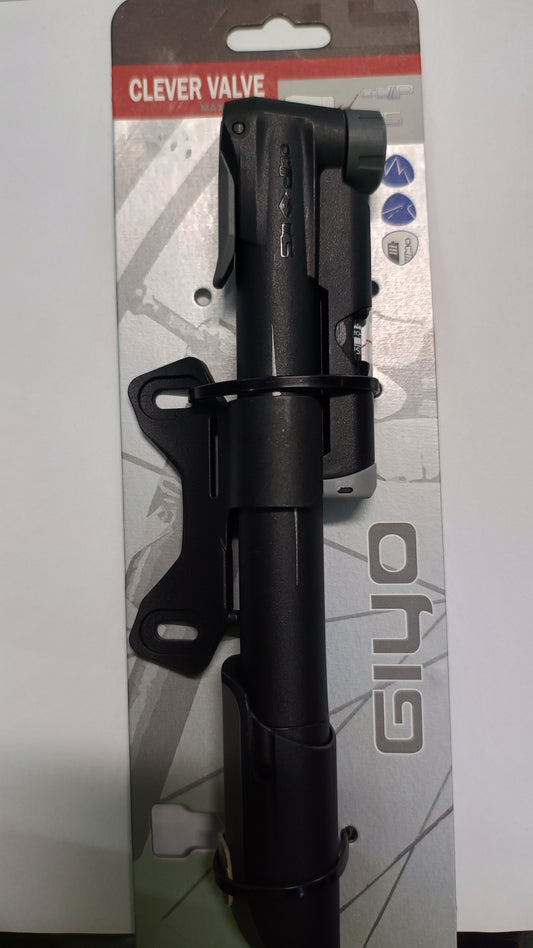 Bomba portátil de mano Giyo con manómetro para medir presión, hasta 120psi