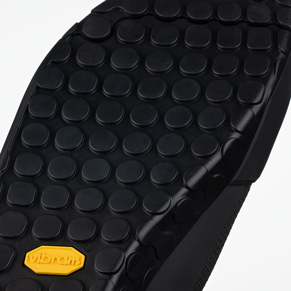 Zapatillas  FIZIK gravita tensor flat