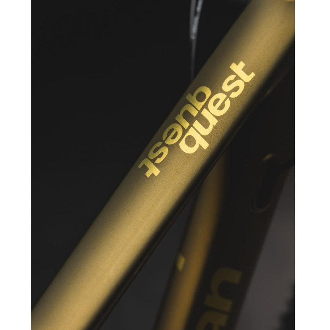 Bicicleta lee Cougan quest enduro gold
