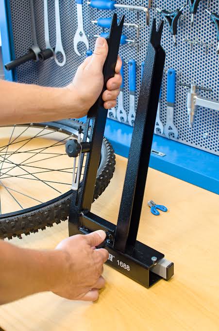 UNIOR alineador de ruedas doméstico 1688