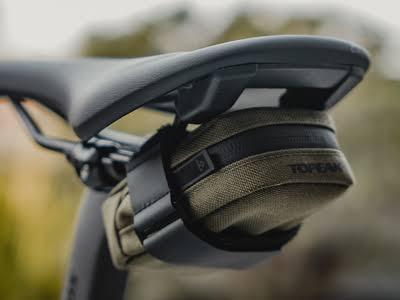 Bolsa multiherramienta para asiento Topeak Elemental seatbag CH verde