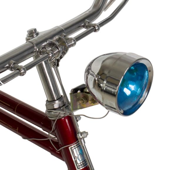 Bicicleta R 28 turismo roja equipada Mariluz