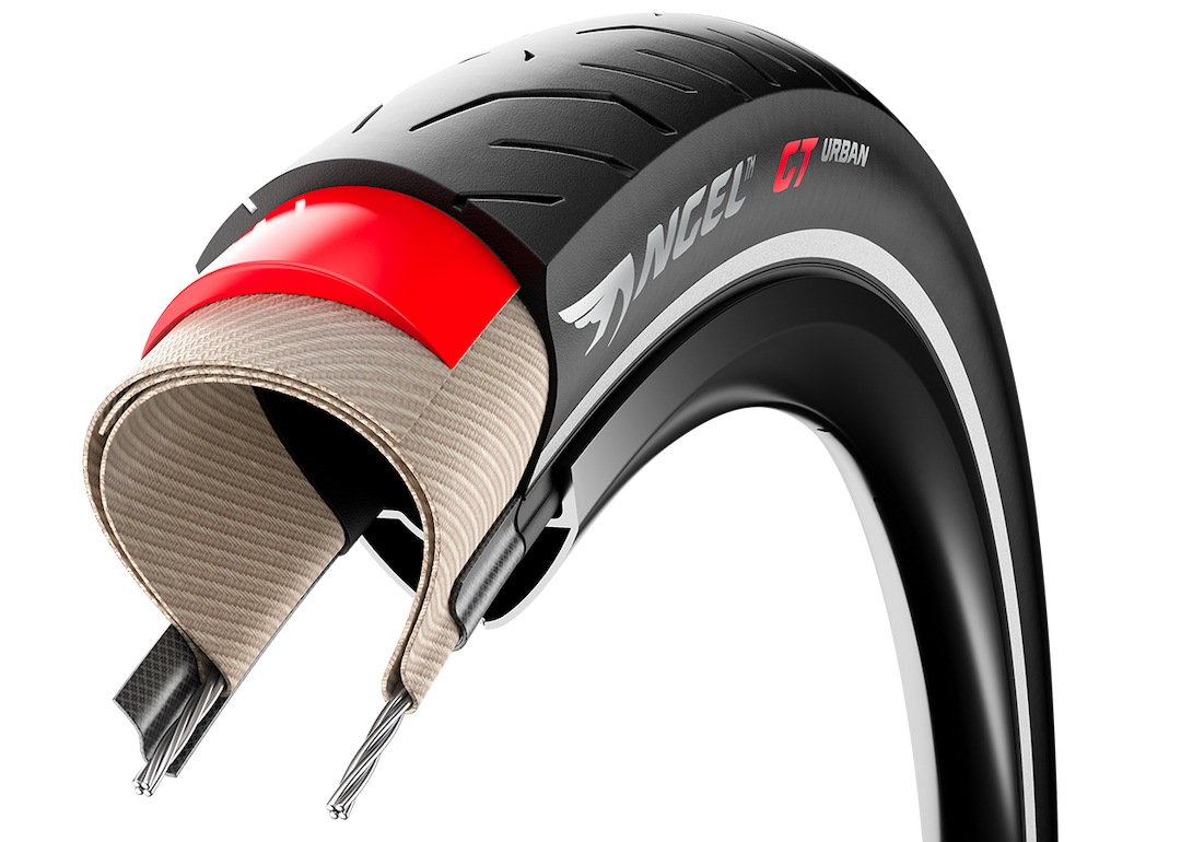 Llanta Pirelli  Angel GT Urban 27x2.25 con reflejante