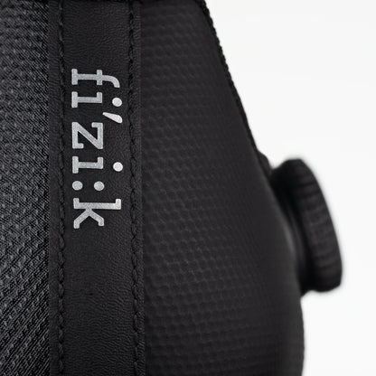 Zapatilla FIZIK tempo decos carbon ruta