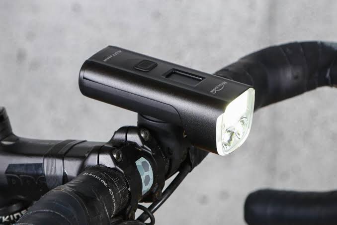 Luz delantera Magicshine allty 2500lms