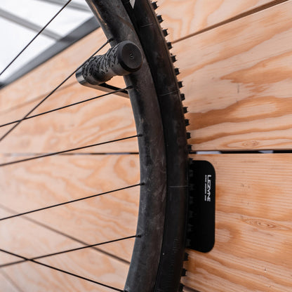 Rack de pared para estacionar bici lezyne de CNC