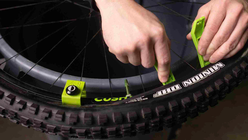 Herramienta CUSHCORE para  montaje  bead bro
