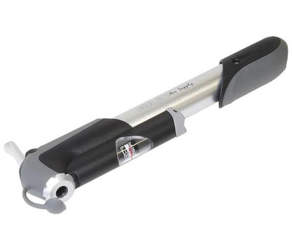 Bomba portátil de mano Giyo con manómetro para medir presión GP-61A 100psi
