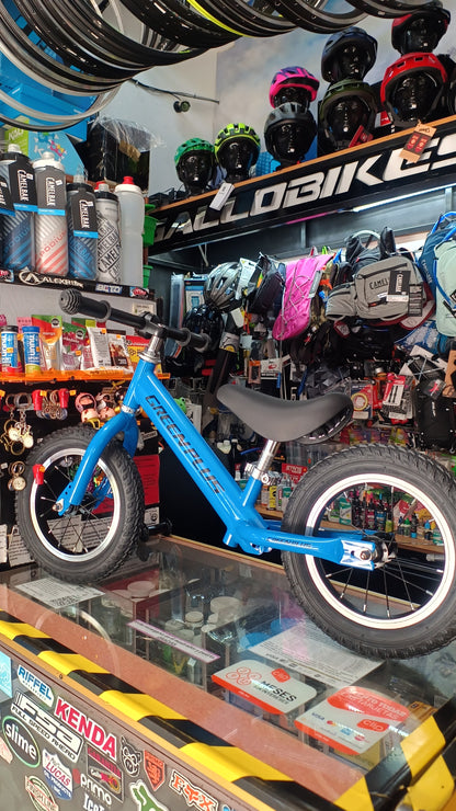 Bicicleta de balance, rodado 12 green plus acero azul
