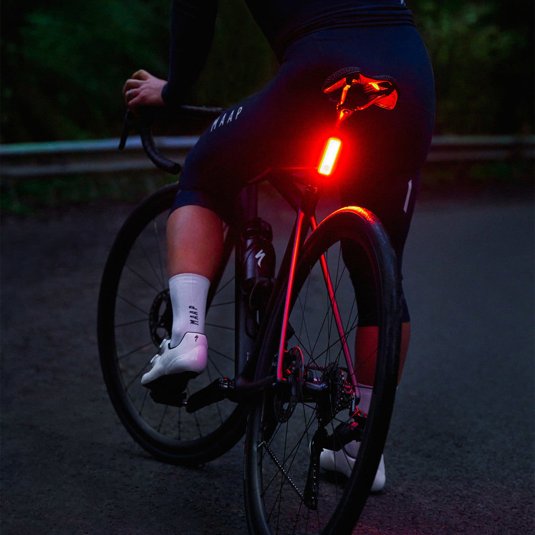 Luz trasera knog blinder link montaje al asiento 100