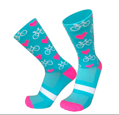Calcetas para ciclismo, bicis y corazones azul y rosa