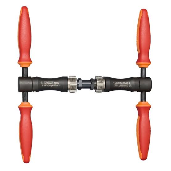 Herramienta UNIOR para fresar caja de centro 1.3/8 x 24 tpi