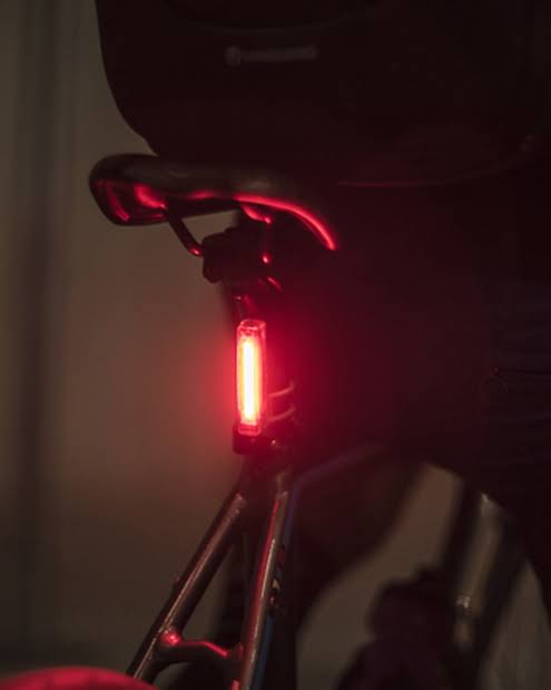 Luz trasera knog plus