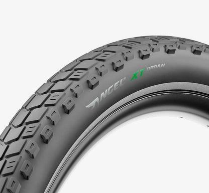 Llanta Pirelli  Angel XT Urban 700x42 con reflejante